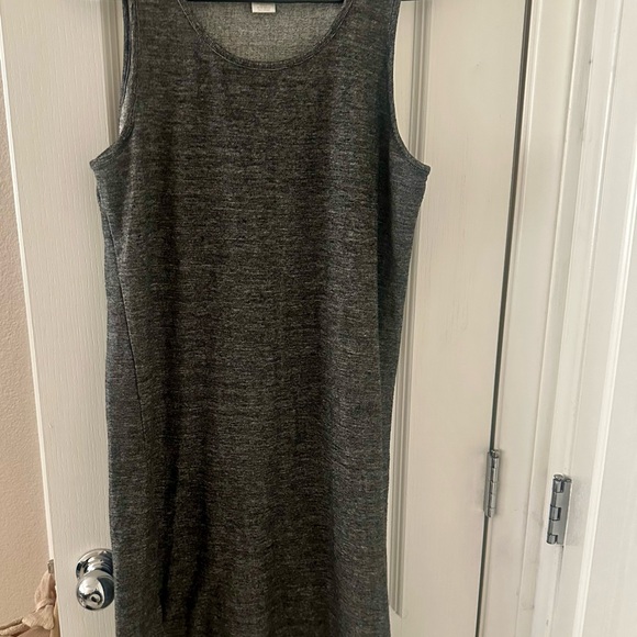 Matty M Charcoal Sleeveless Midi Dress - Picture 1 of 2